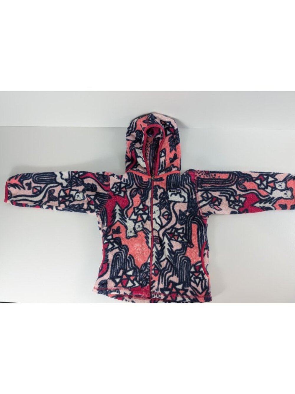 Patagonia Synchilla Girls Hooded Fleece Jacket 4T Pink/Navy Animal Print